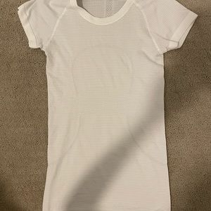 Lululemon white shirt sleeve swiftly tech!